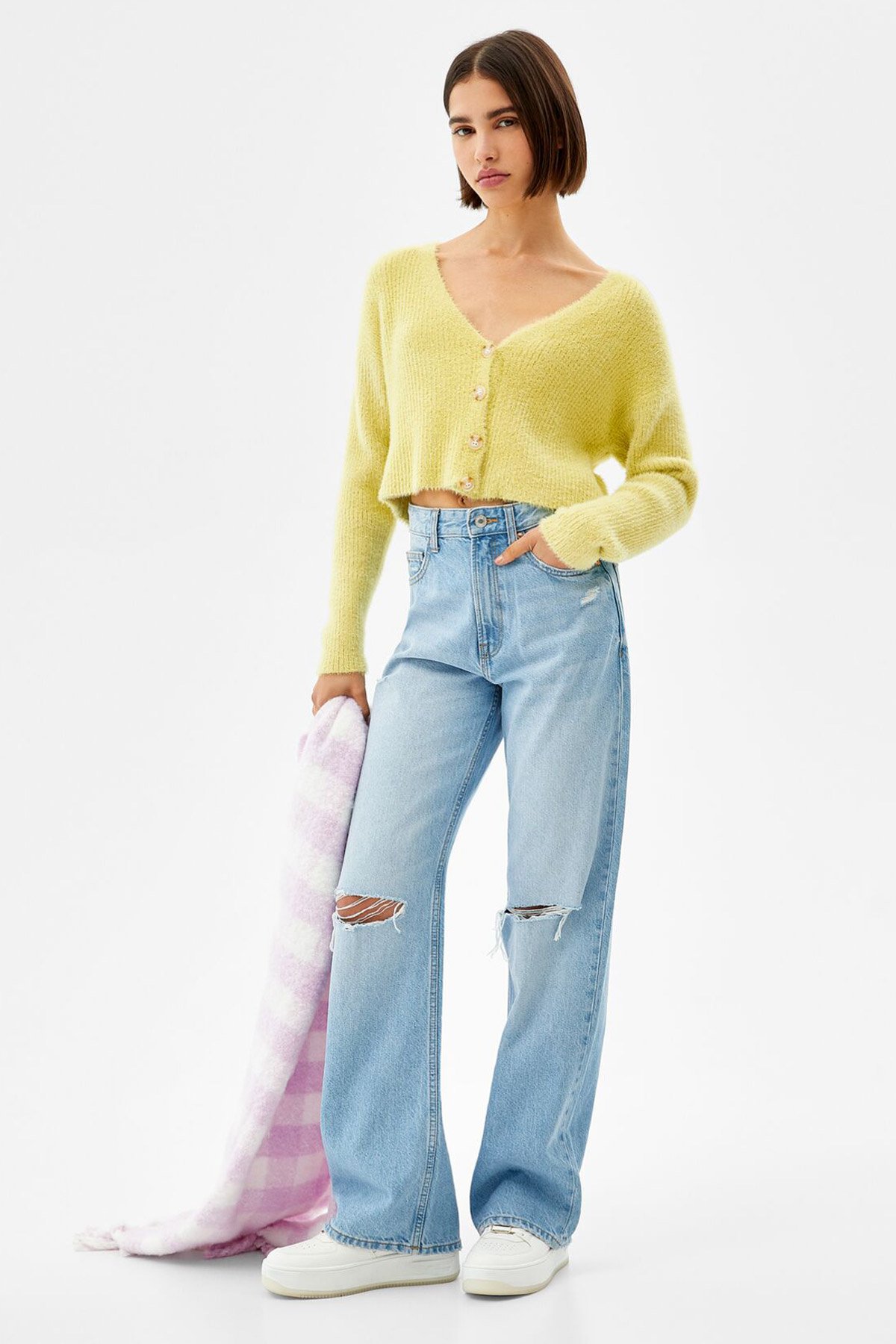 Fuzzy Button-Up Cardigan - Görsel 4